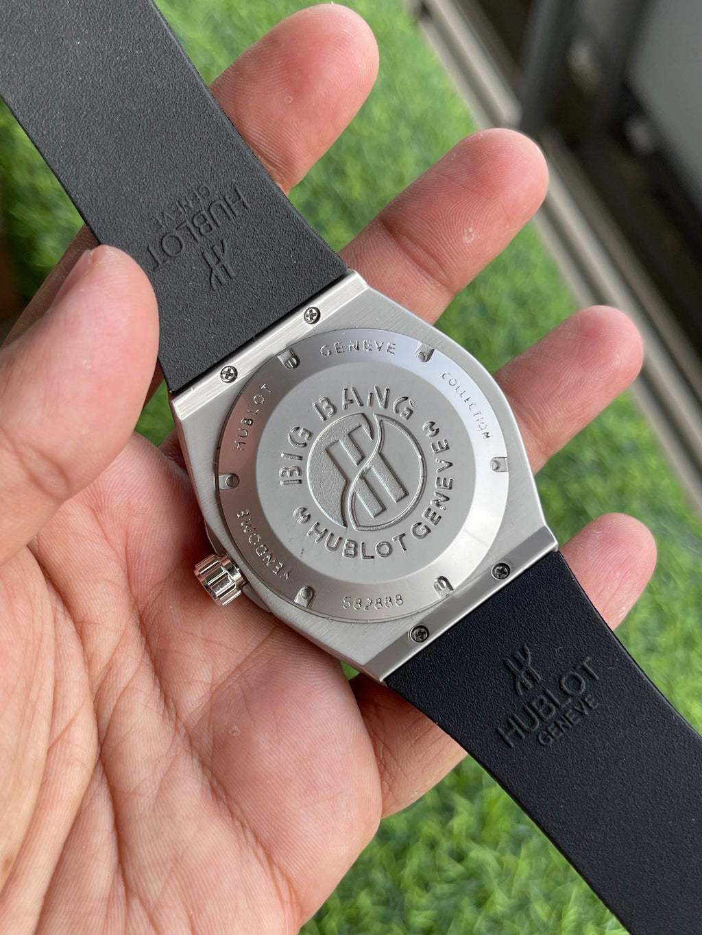 RC Hublt Classic Fusion–Style Quartz | Black Dial with Rubber Strap