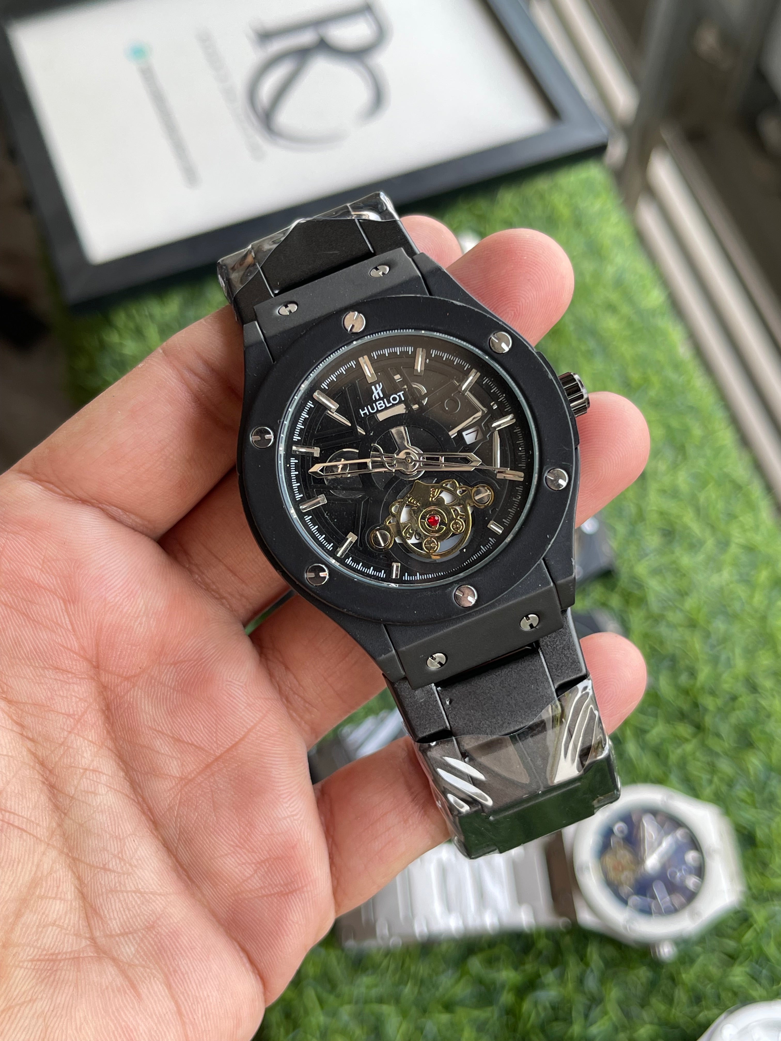 RC Hublt Classic Fusion Skeleton Quartz Collection (Black-Black)