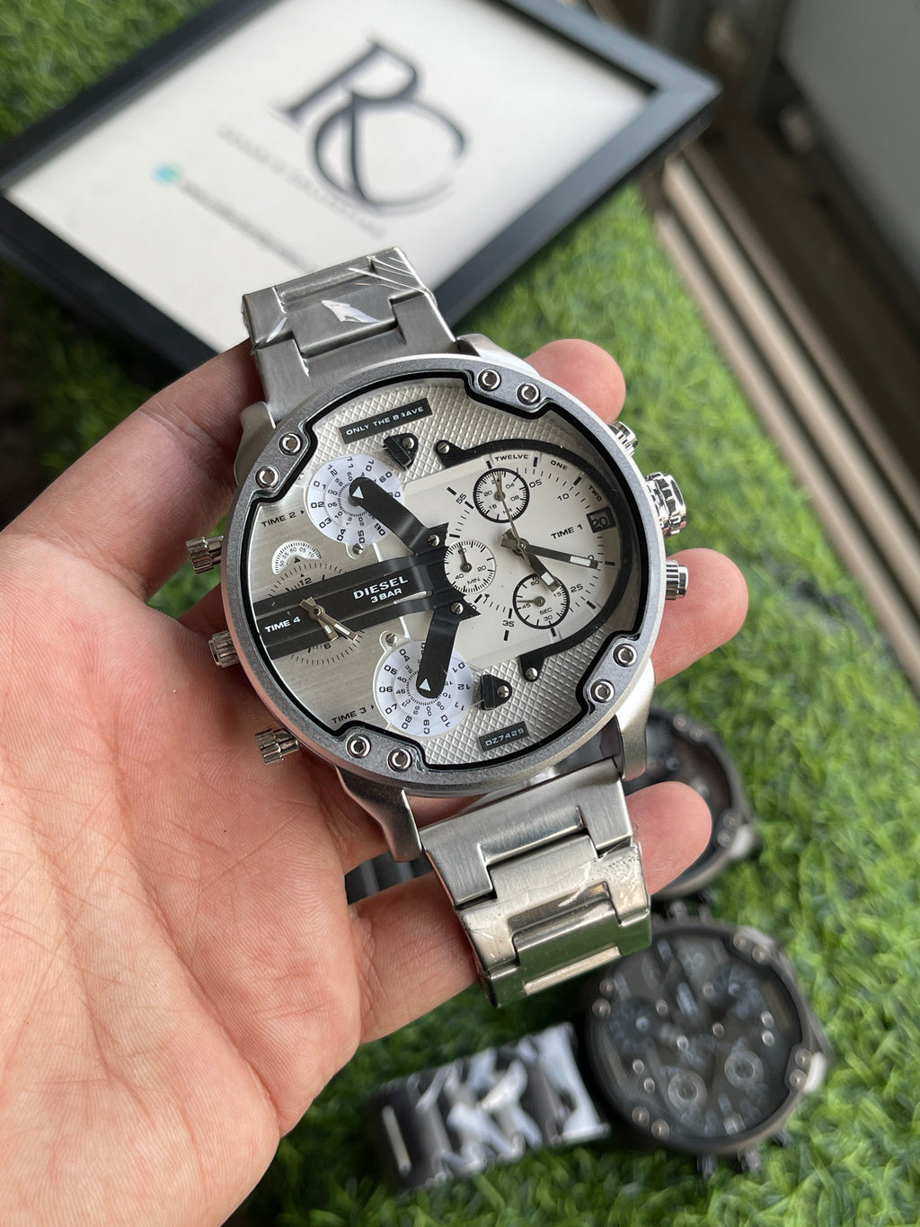 RC Diiesel Mega Chief Dual-Time Chronograph – Silver Stainless Steel Edition
