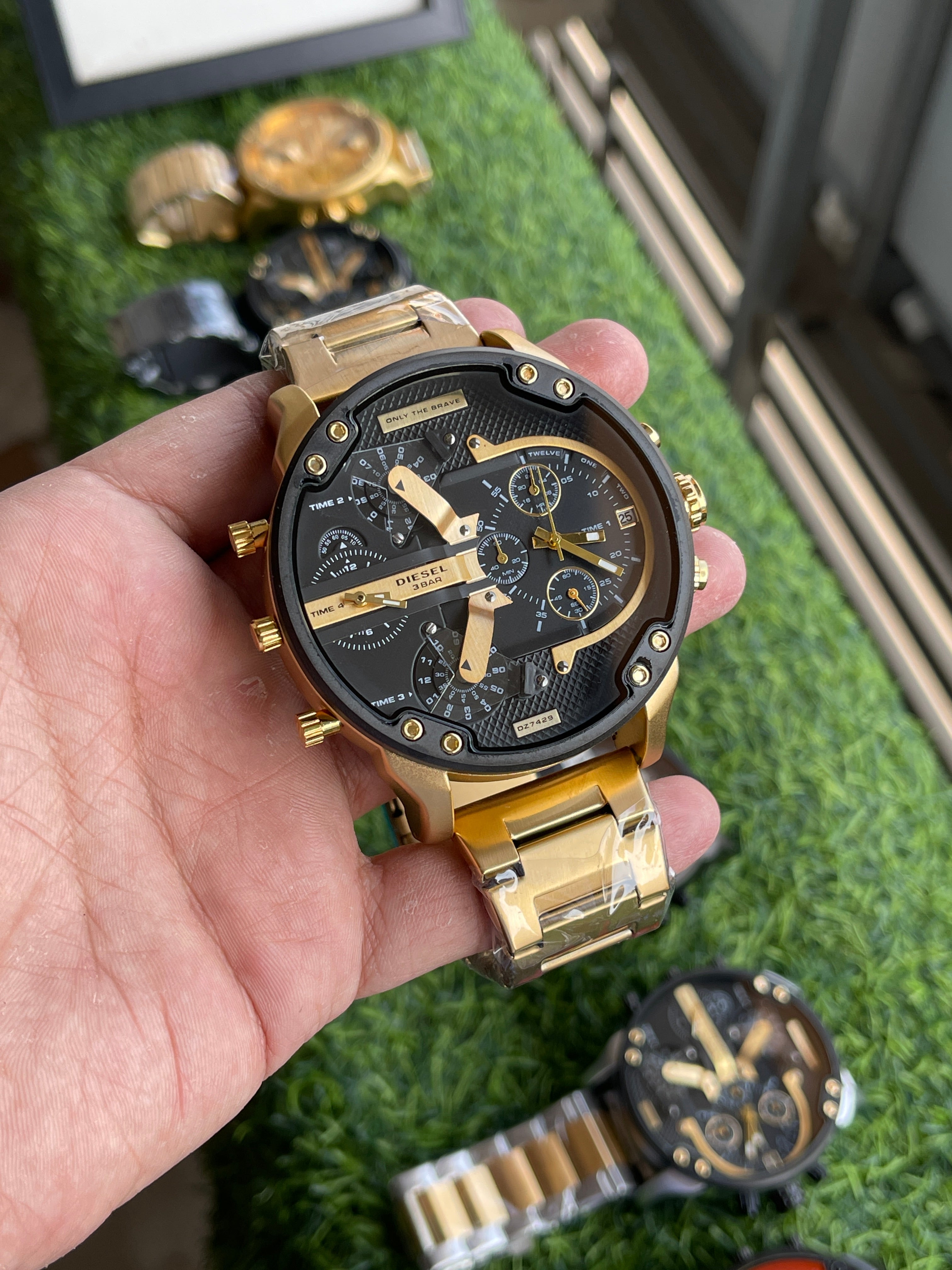 RC Diiesel Mega Chief Dual-Time Chronograph – Gold & Black Edition
