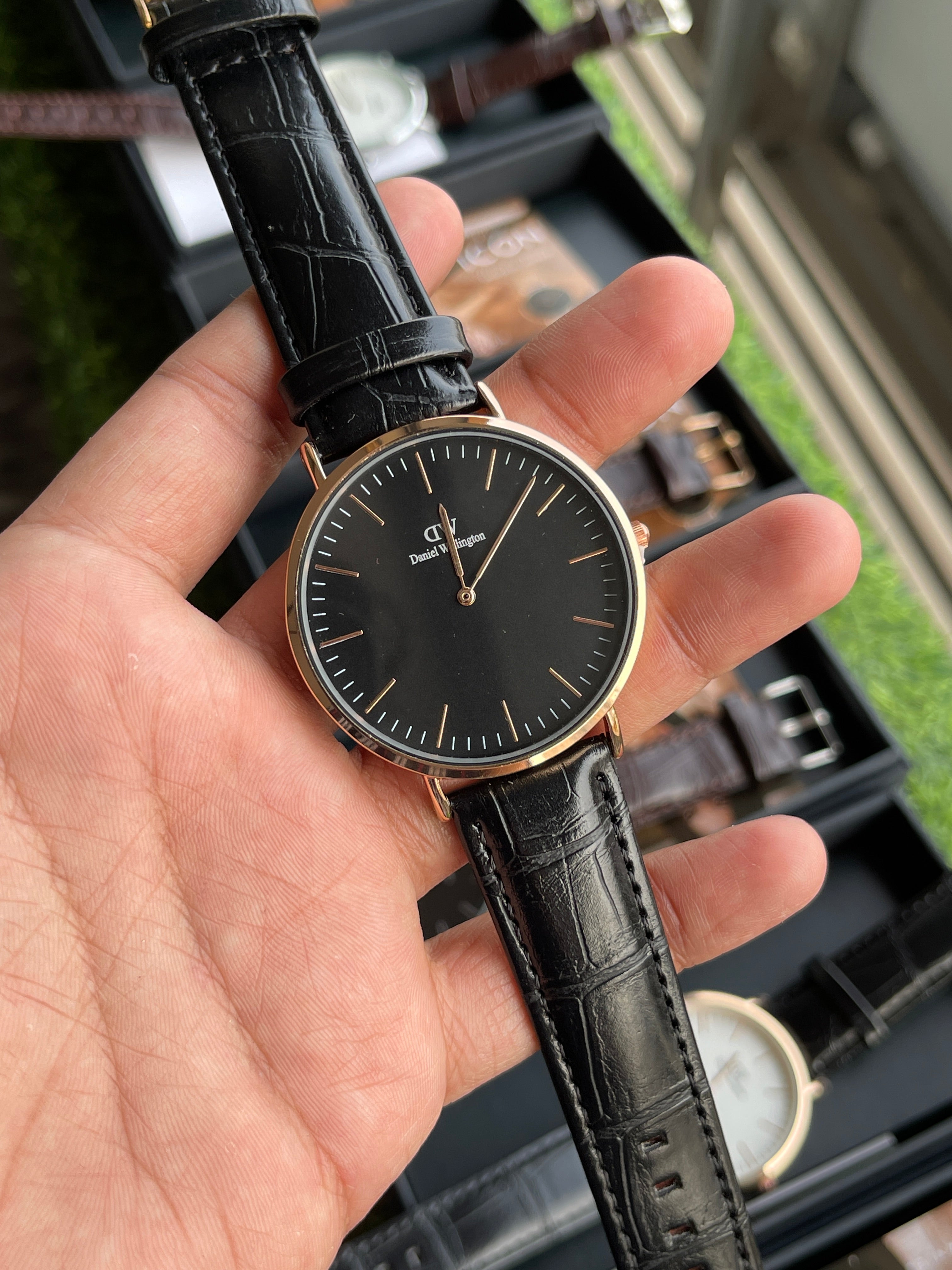 RC Daniiel Welliington | Black Dial × Black Leather Strap (Rose Gold Case)