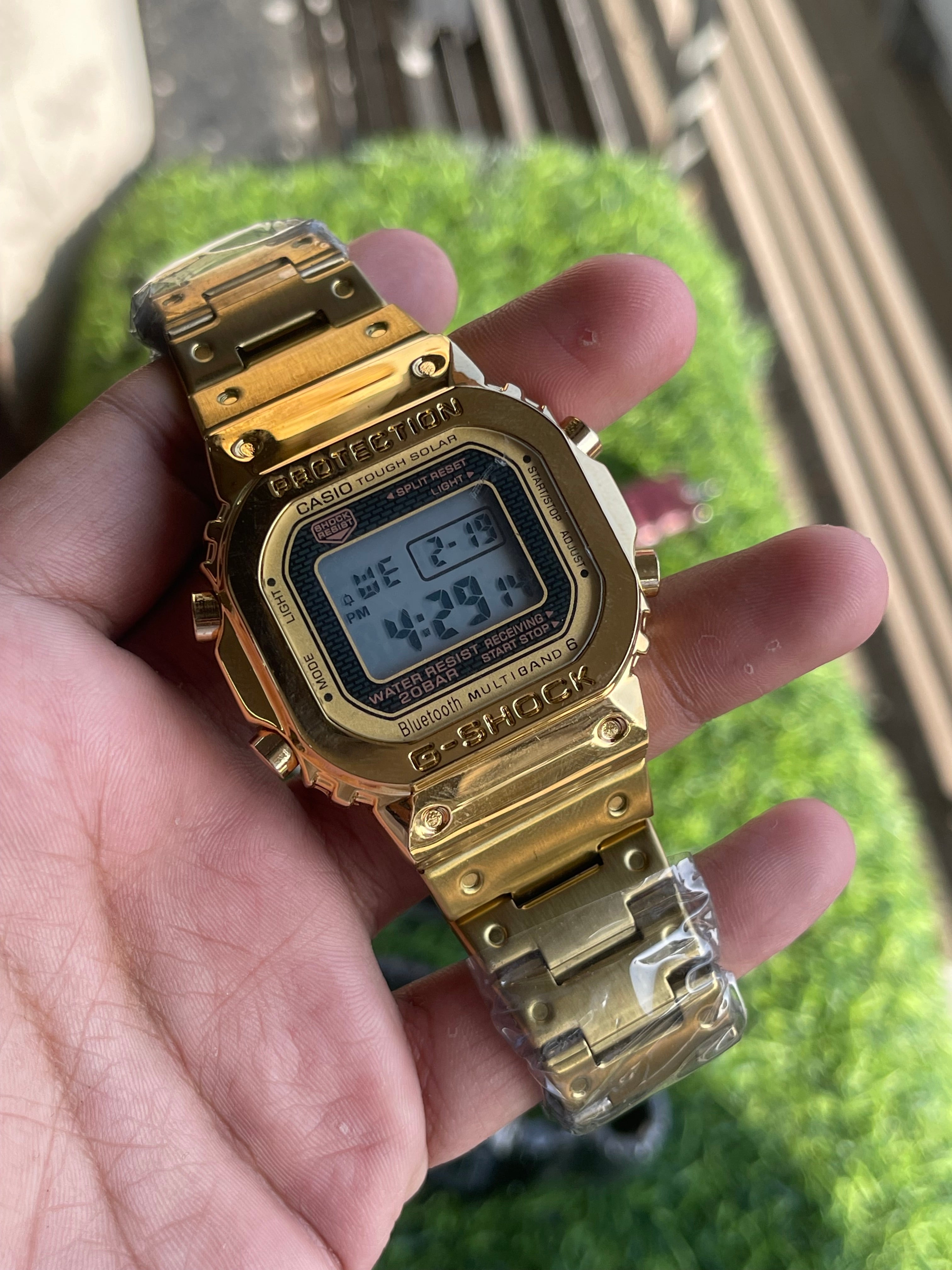 RC G-SHOK GMWB-5000 Full Metal Gold Edition – Bold Luxury, Legendary Toughness