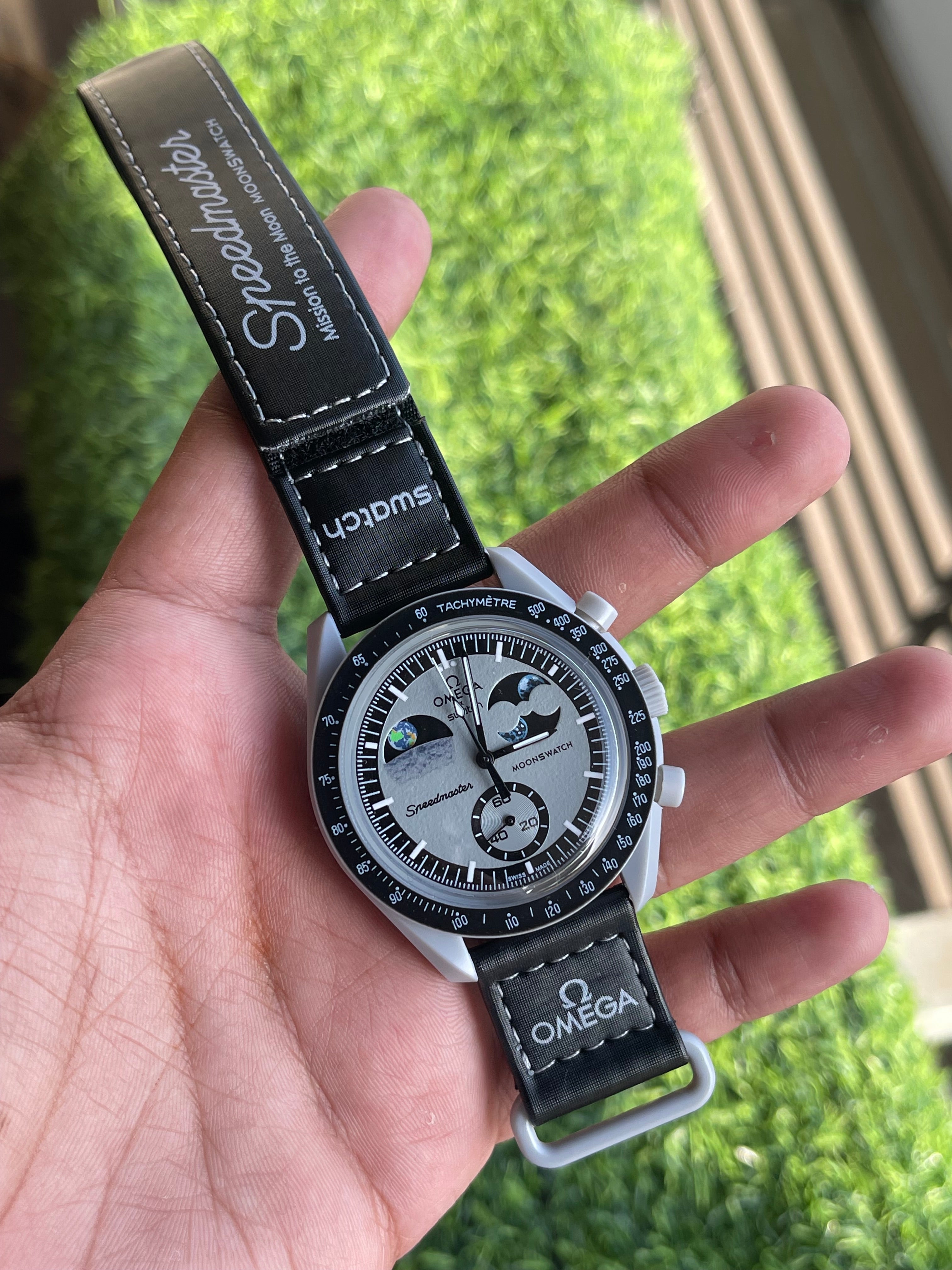 RC Omegaa × Swatch MoonSwatch – Mission to the Moon