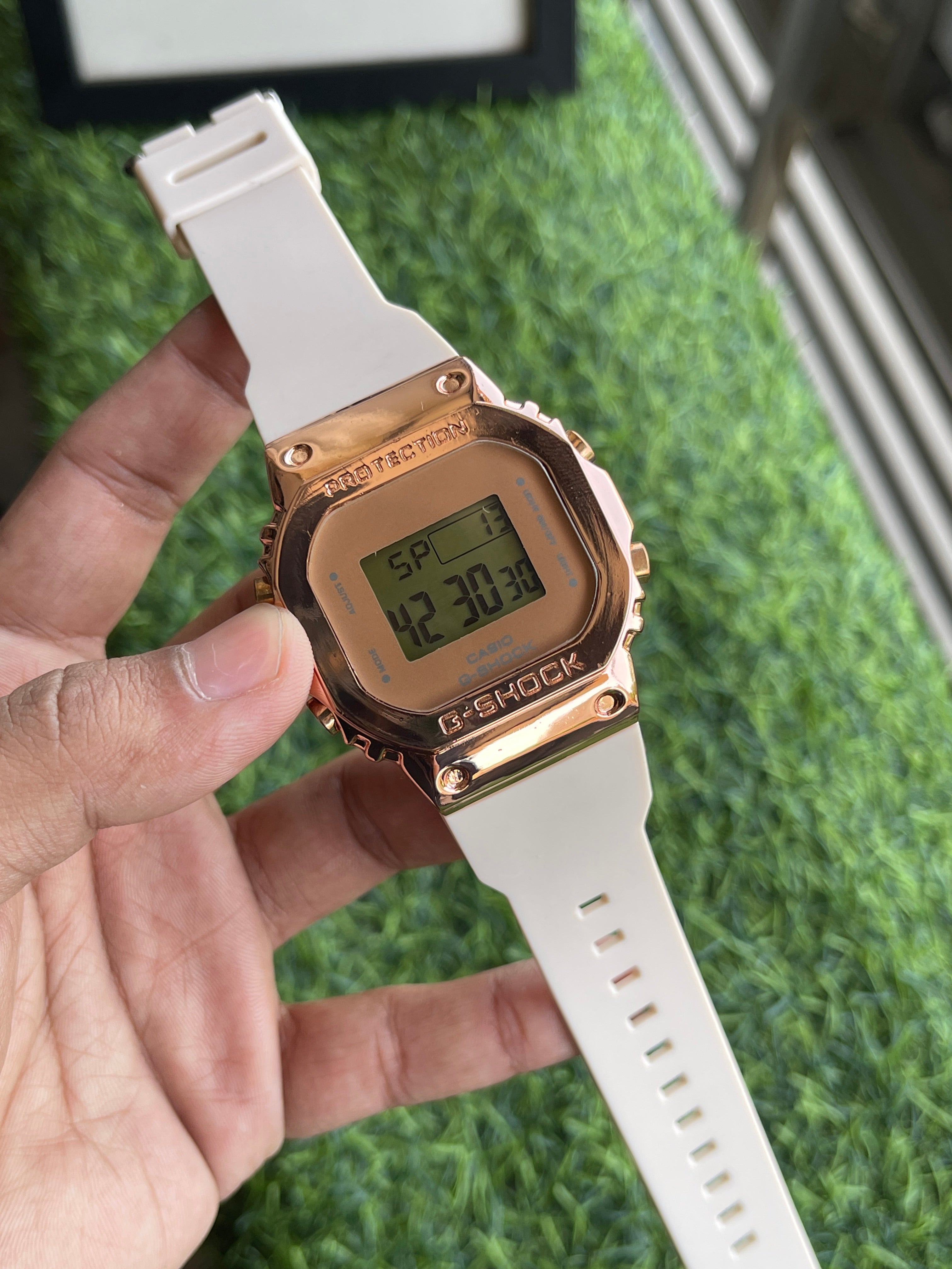 RC Casiio G-Shok GM-5600 Rose Gold Digital Street Edition
